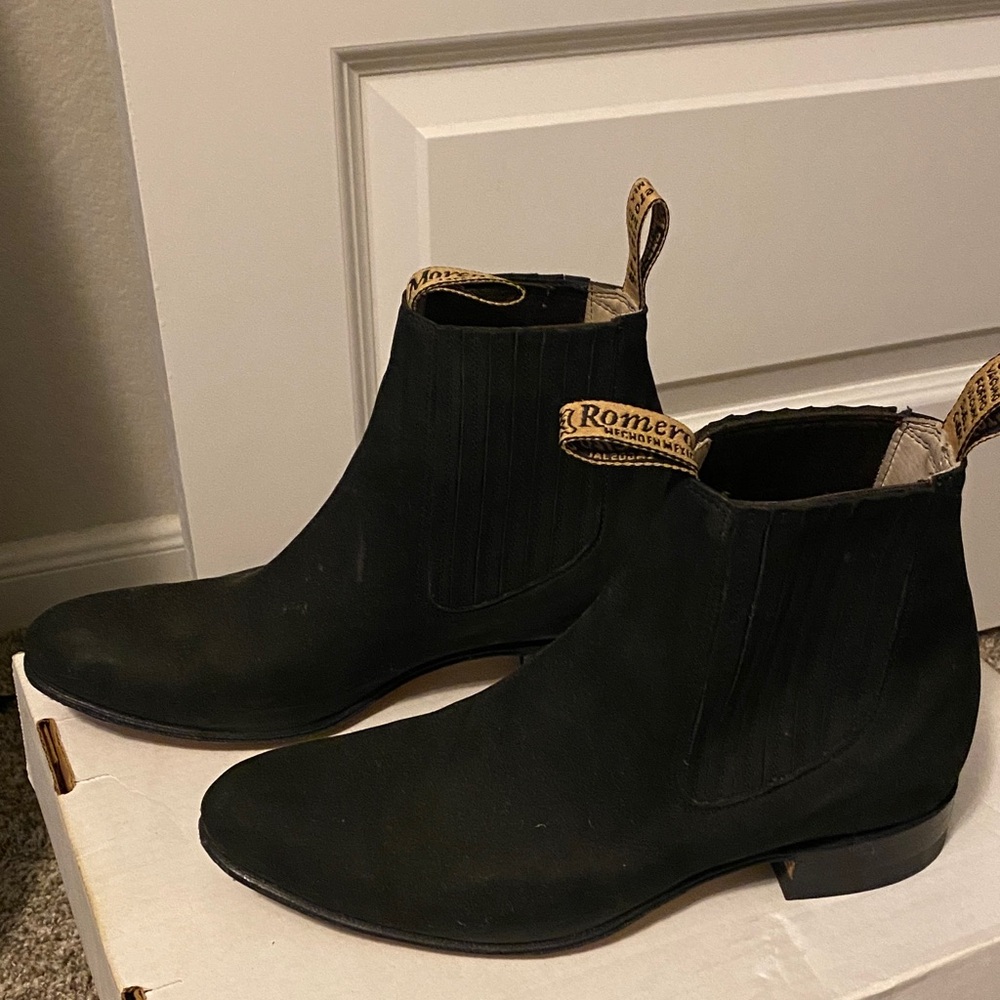 Romero Black Suede Men's Ankle Boots